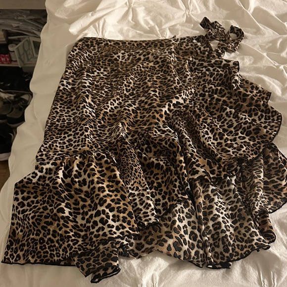 Leopard Print Ruffle Skirt - Picture 1 of 1